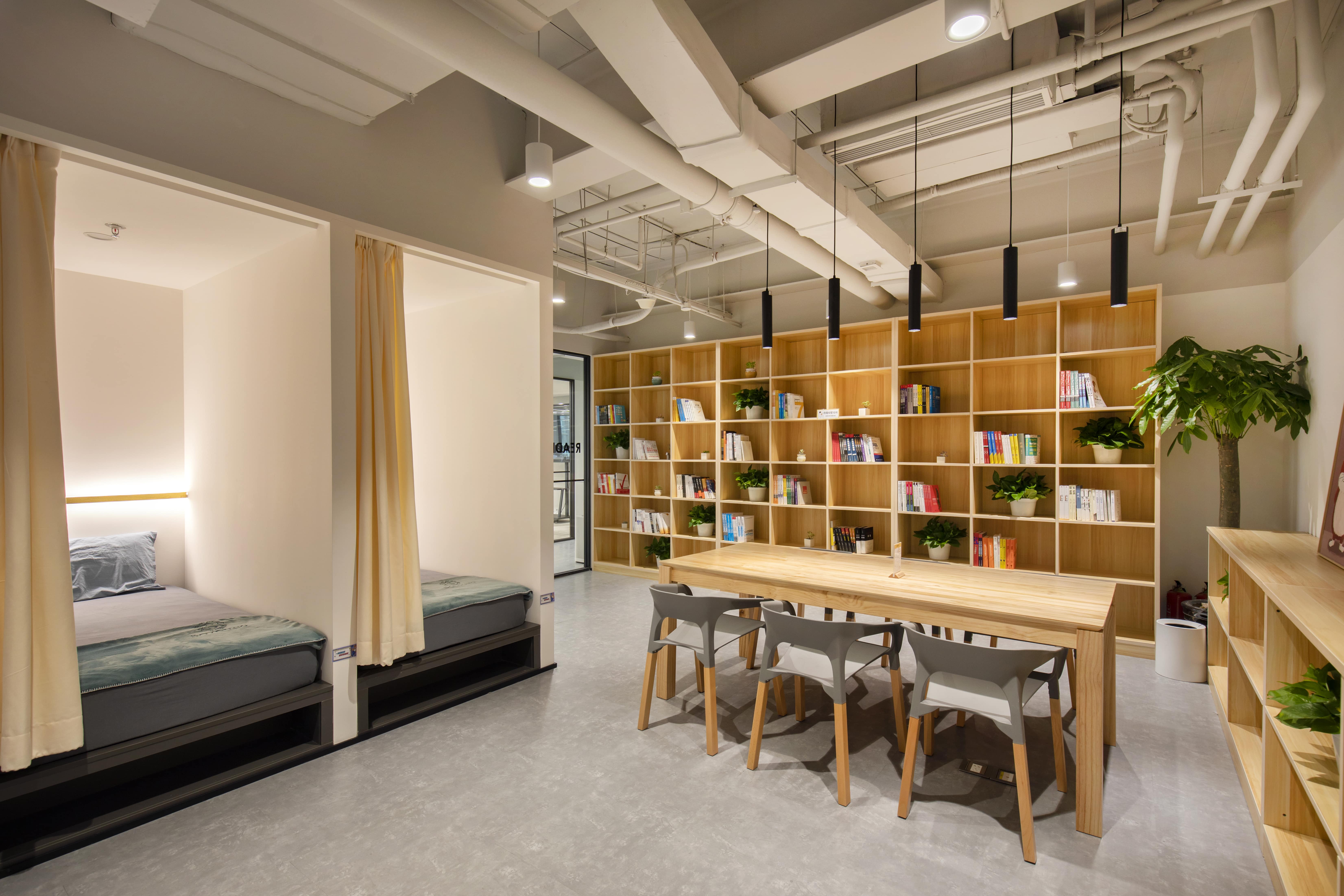 Space Matrix designed and built the Bole Games Beijing workplace to have an entire floor of employee-centric facilities such as a library and nap rooms